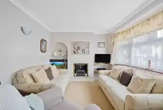 55 Buckland Way, photo 3