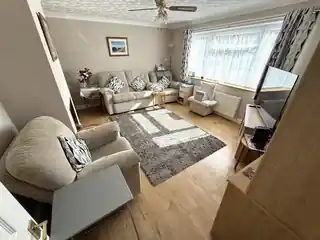 55 Dabbs Hill Lane, photo 3
