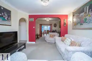 55 Durham Avenue, photo 2
