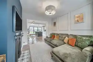 55 Lynmouth Drive, photo 3