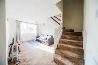55 Marshalls Close, photo 4