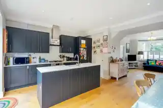 55 Seaford Road, photo 4