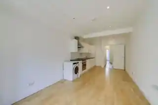 55 Siddons Road, photo 4