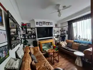 55 Thirsk Road, photo 2