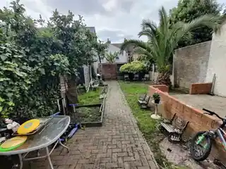 55 Thirsk Road, photo 3