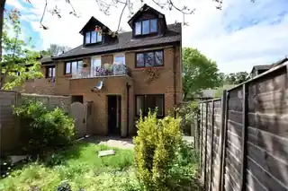 55 Vellum Drive, photo 2