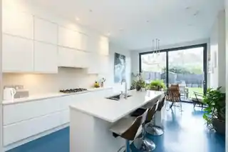 56 Beauval Road, photo 3
