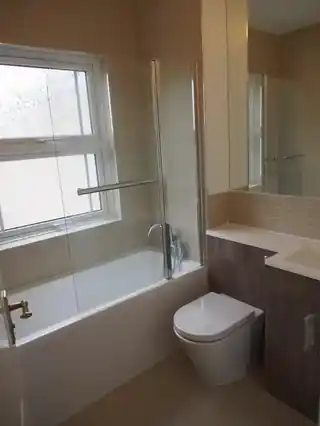 56 Brunel Road, photo 2