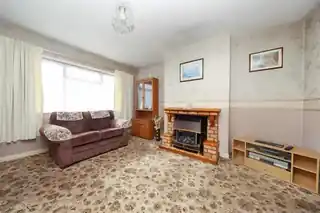 56 Chaucer Avenue, photo 3