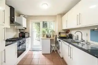 56 Chilver Street, photo 3