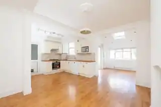 56 Harrow Road, photo 4