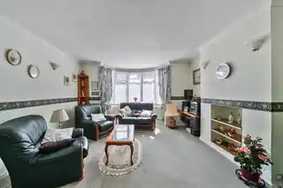 56 Highland Road, photo 2