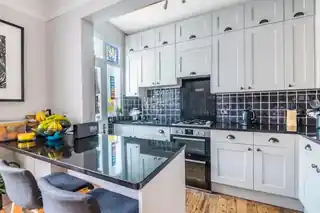 56 Hopedale Road, photo 4