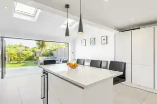 56 Kings Farm Avenue, photo 3