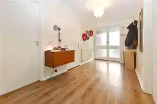 56 Knoll Road, photo 3