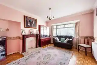 56 Pickford Lane, photo 2