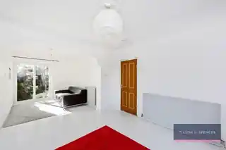 56 Scales Road, photo 4