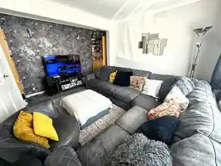 56 Shelson Avenue, photo 3