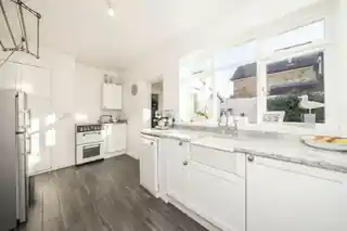 56 Somerset Road, photo 3