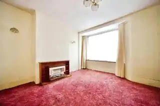 56 Southend Road, photo 3