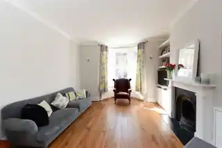 56 Thurlow Hill, photo 2