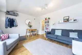 56 Wellington Road, photo 4