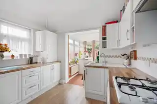 56 Wenvoe Avenue, photo 2