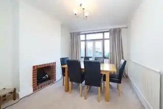 56 Woodcroft Crescent, photo 3