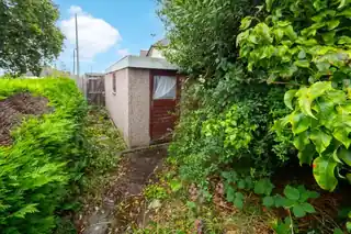 57 Alberta Avenue, photo 3