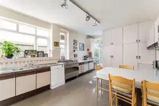 57 Armitage Road, photo 3