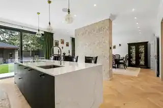 57 Athenaeum Road, photo 2