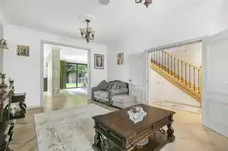 57 Athenaeum Road, photo 3
