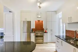 57 Aylmer Road, photo 2