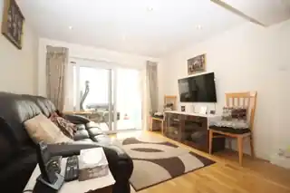 57 Bilton Road, photo 3