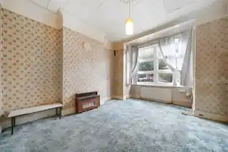 57 Clifford Gardens, photo 4
