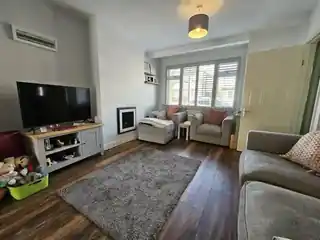 57 Craigwell Avenue, photo 3