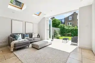 57 Culmstock Road, photo 4
