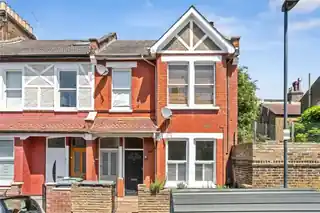 57 Heysham Road, photo 3