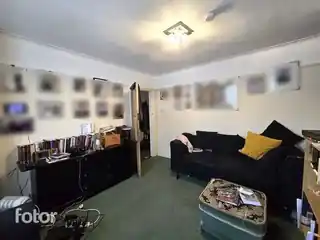 57 Hillview Gardens, photo 2