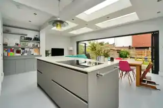57 Maple Road, photo 2