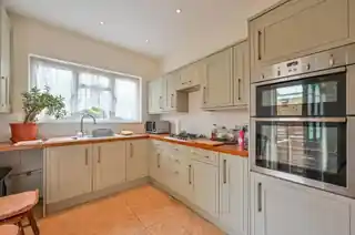 57 Mark Road, photo 2