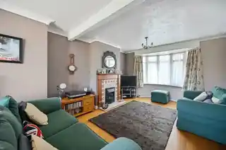 57 Marlow Drive, photo 2
