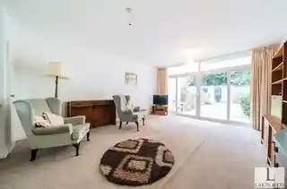 57 Milton Road, photo 2