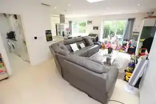 57 Woodville Road, photo 4