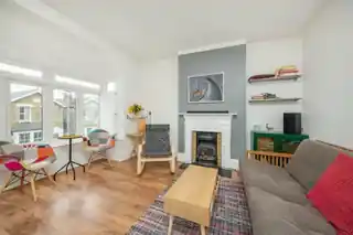 57B Chesham Road, photo 2