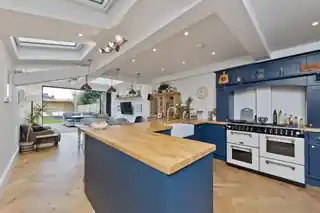 58 Alpha Road, photo 2