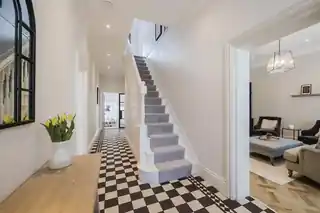 58 Birkbeck Road, photo 3