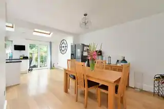 58 Bolton Road, photo 4