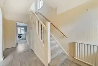 58 Brockenhurst Avenue, photo 4
