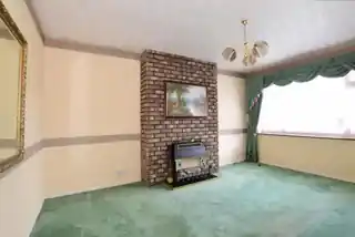 58 Brook Lane, photo 3